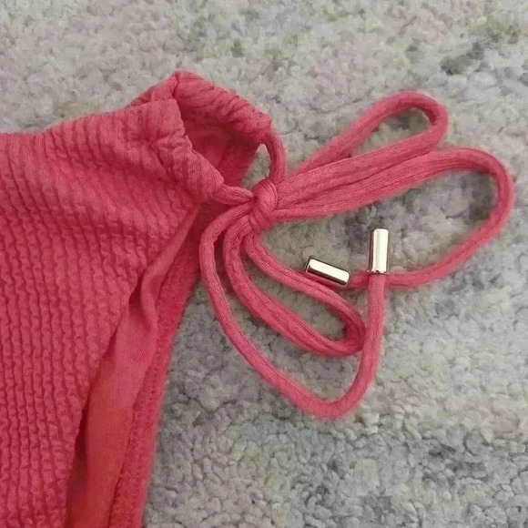 Monday Swimwear Women's Cala Conta Crinkle Sangria Orange Bottom P (0-2) - Picture 4 of 14